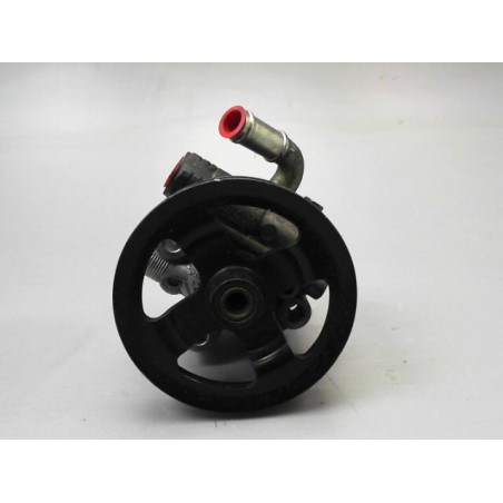 POMPE DIRECTION ASSISTEE TOYOTA AVENSIS 2006