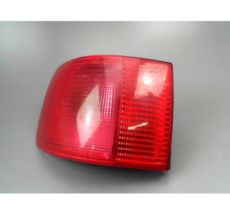 FEU ARRIERE GAUCHE  AUDI A6 97-2001