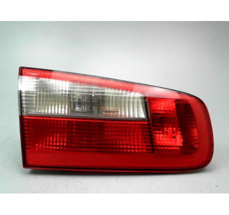 FEU ARRIERE INTERIEUR GAUCHE RENAULT LAGUNA ESTATE II Phase 1 2000-2005