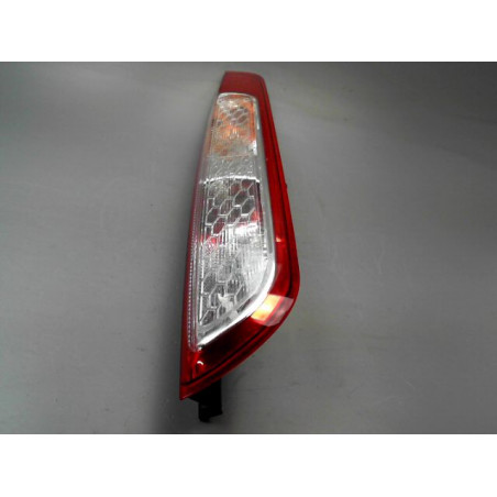 FEU ARRIERE DROIT FORD FOCUS 2010