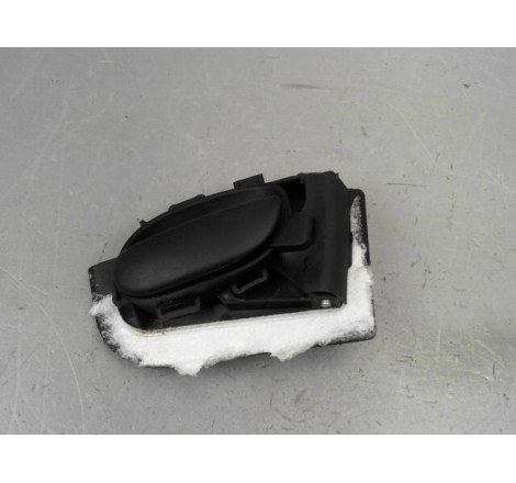 POIGNEE INTERIEURE PORTE AVANT DROIT PEUGEOT 206 + 2009-2013