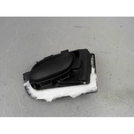 POIGNEE INTERIEURE PORTE AVANT DROIT PEUGEOT 206 2009