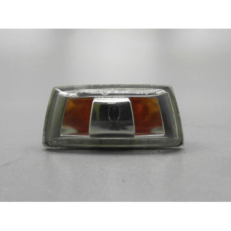 REPETITEUR AILE DROIT OPEL CORSA 2007