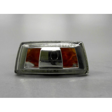 REPETITEUR AILE GAUCHE OPEL CORSA 2007