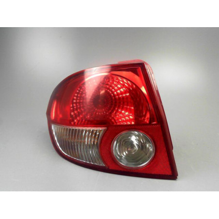 FEU ARRIERE GAUCHE  HYUNDAI GETZ 2005