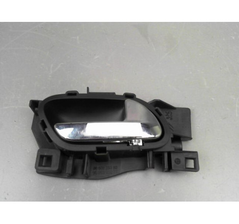 POIGNEE INTERIEURE PORTE AVANT DROIT PEUGEOT 308 I Phase 1 2007-2011
