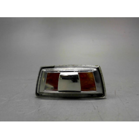 REPETITEUR AILE GAUCHE OPEL ZAFIRA 2006