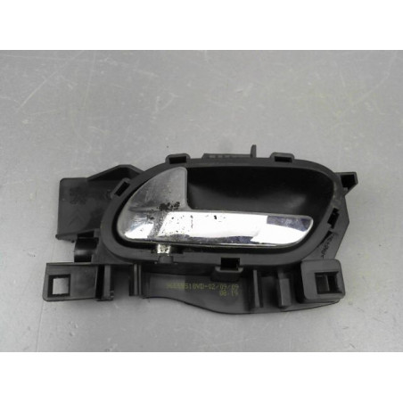POIGNEE INTERIEURE PORTE AVANT GAUCHE PEUGEOT 207 2010
