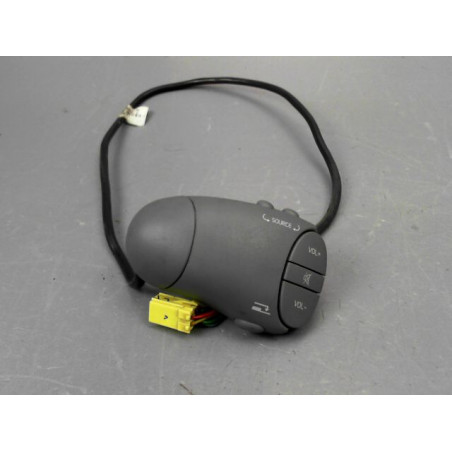 COMMANDE AUTORADIO RENAULT TWINGO 2006