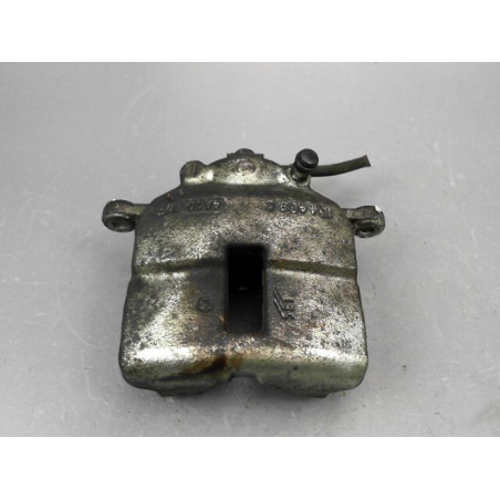 ETRIER DE FREIN AVANT GAUCHE CHRYSLER PTCRUISER 2004