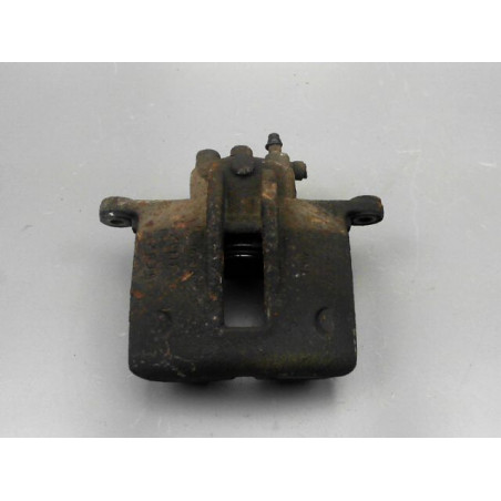 ETRIER DE FREIN AVANT GAUCHE TOYOTA COROLLA 2005