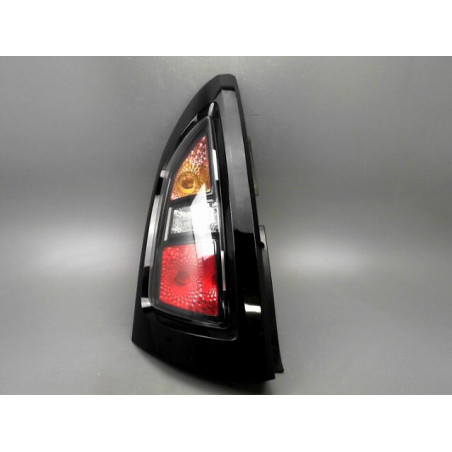 FEU ARRIERE GAUCHE  KIA SOUL 2010