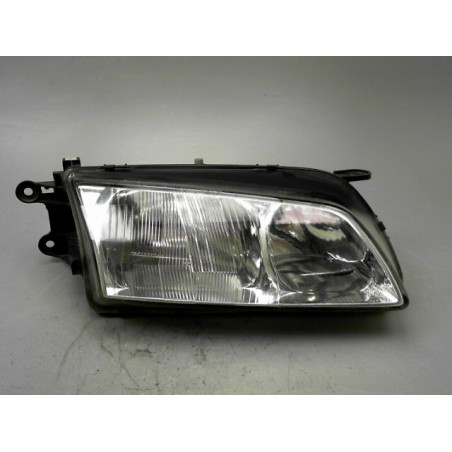 PHARE DROIT MAZDA 626 2000