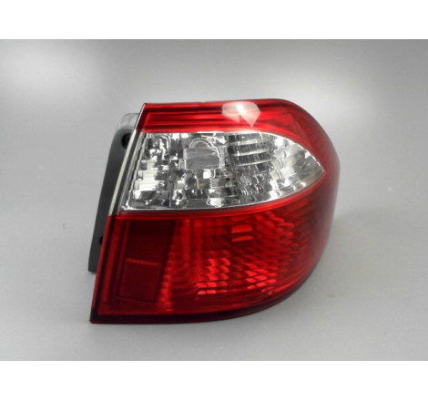 FEU ARRIERE DROIT MAZDA 626 IV Phase 2 2000-2002