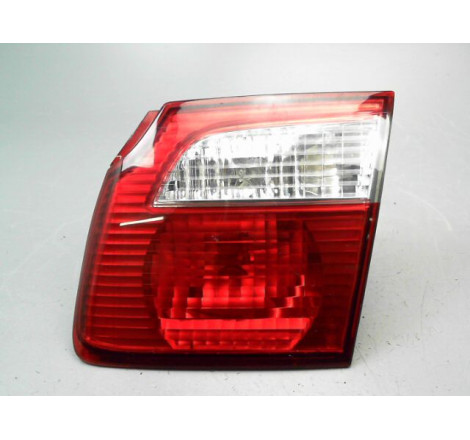 FEU ARRIERE INTERIEUR DROIT MAZDA 626 IV Phase 2 2000-2002