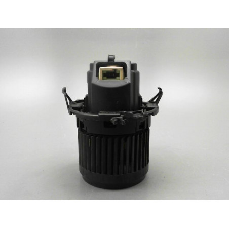 MOTEUR VENTILATEUR CHAUFFAGE RENAULT CLIO 2017