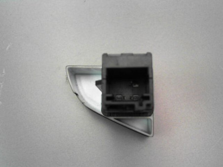 BOUTON DE WARNING CITROEN C5 2009