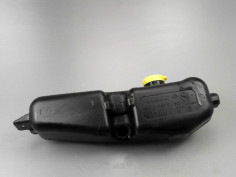 RESERVOIR LAVE-GLACE AVANT DACIA SANDERO II Phase 1 2012-...