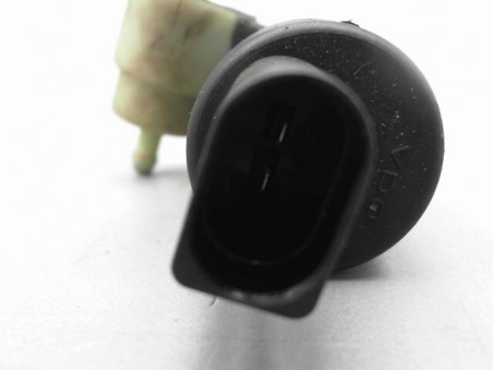 POMPE LAVE-GLACE AVANT MERCEDES CLASSE B 2009