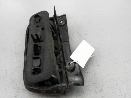 FEU ARRIERE DROIT NISSAN MICRA 2005