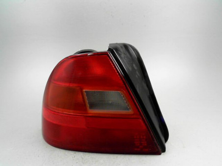 FEU ARRIERE GAUCHE  HONDA CIVIC 1995