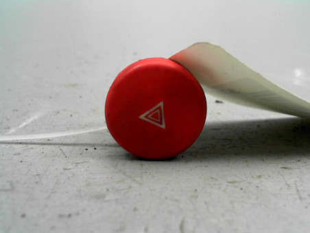 BOUTON DE WARNING AIXAM 7RS 2010