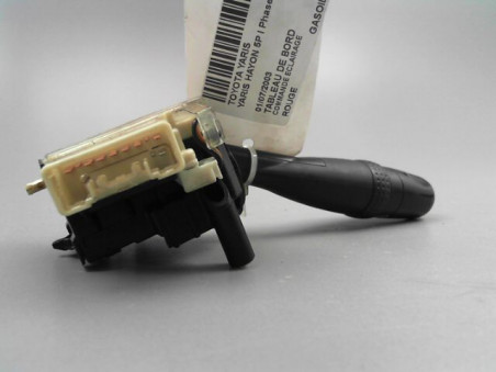 COMMANDE ECLAIRAGE TOYOTA YARIS 2003