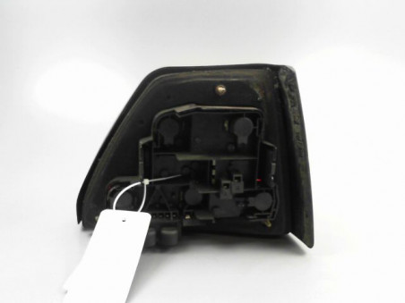 FEU ARRIERE GAUCHE  VOLKSWAGEN GOLF 1991