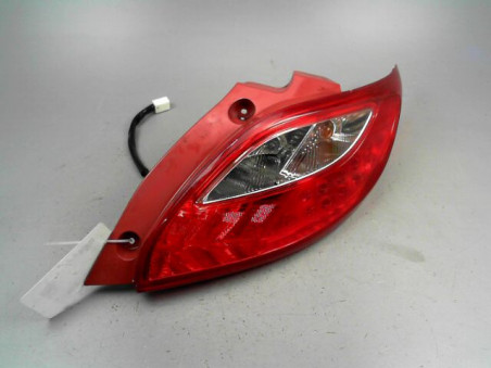 FEU ARRIERE DROIT MAZDA 2 2009