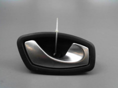 POIGNEE INTERIEURE PORTE AVANT DROIT RENAULT CAPTUR Phase 1 2013-...
