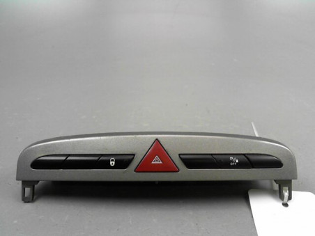 BOUTON DE WARNING PEUGEOT 308 2009