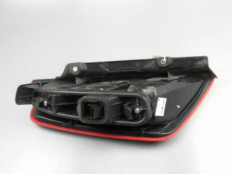 FEU ARRIERE DROIT FIAT PUNTO 2011