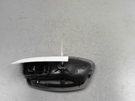 POIGNEE INTERIEURE PORTE AVANT DROIT RENAULT MEGANE 2011