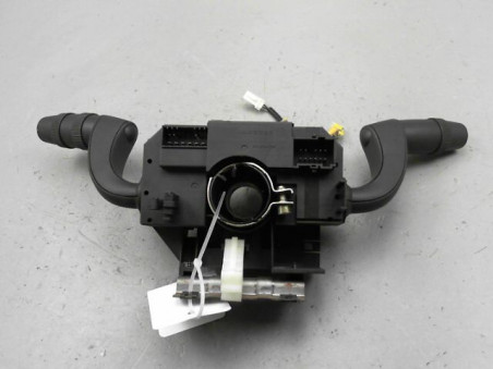BLOC COMMODOS LANCIA MUSA 2006