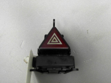 BOUTON DE WARNING MERCEDES CLASSE A 2005