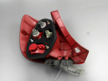 FEU ARRIERE DROIT HONDA CIVIC 2002
