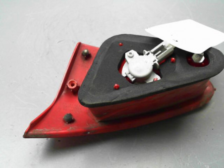 FEU ARRIERE INTERIEUR GAUCHE ALFA ROMEO 147 2002