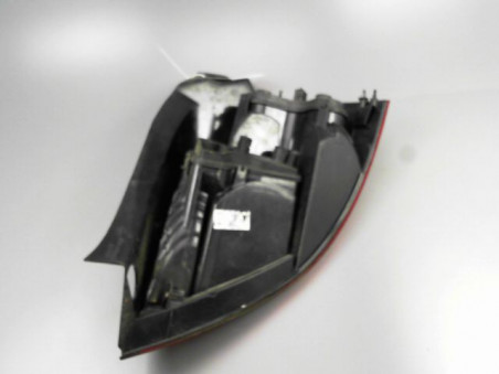 FEU ARRIERE GAUCHE  RENAULT MEGANE 2005
