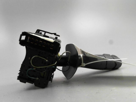 COMMANDE ECLAIRAGE RENAULT TWINGO 2007