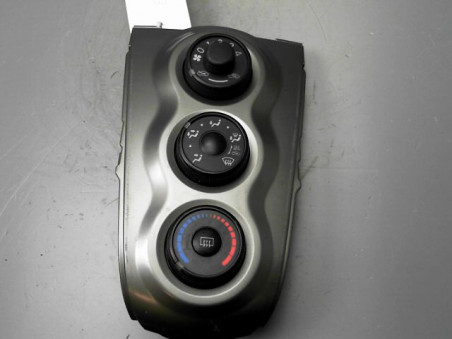 COMMANDE DE CHAUFFAGE TOYOTA YARIS 2009