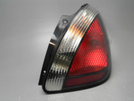 FEU ARRIERE DROIT KIA RIO 2009