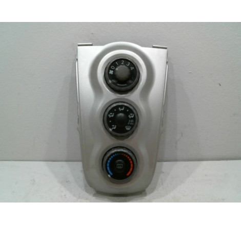 COMMANDE DE CHAUFFAGE TOYOTA YARIS II Phase 1 2005-2009
