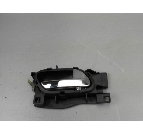 POIGNEE INTERIEURE PORTE AVANT DROIT PEUGEOT 407 BERL. Phase 1 2004-2008