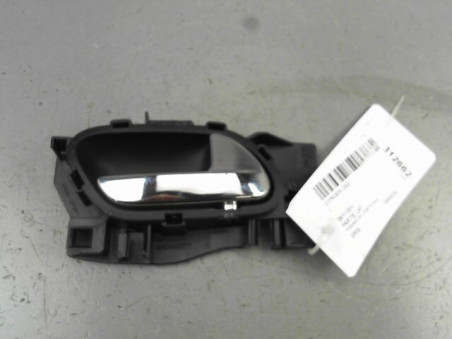 POIGNEE INTERIEURE PORTE AVANT DROIT CITROEN DS3 2011