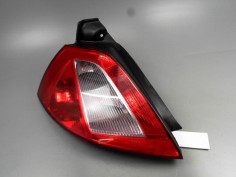 FEU ARRIERE GAUCHE  RENAULT MEGANE II Phase 1 2002-2005