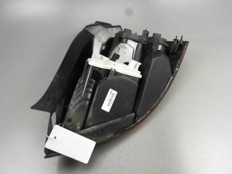 FEU ARRIERE GAUCHE  RENAULT MEGANE 2003