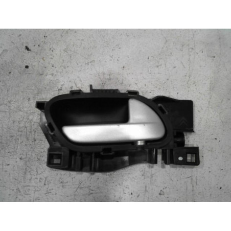 POIGNEE INTERIEURE PORTE AVANT DROIT PEUGEOT 207 2010
