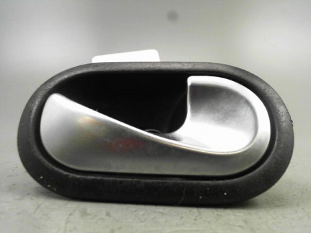 POIGNEE INTERIEURE PORTE AVANT DROIT RENAULT MEGANE 2005