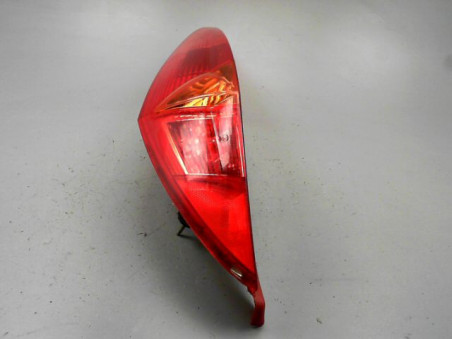 FEU ARRIERE GAUCHE  FIAT PUNTO 2000