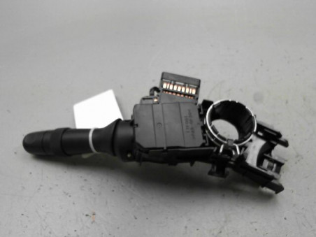 COMMANDE ECLAIRAGE TOYOTA YARIS 2006